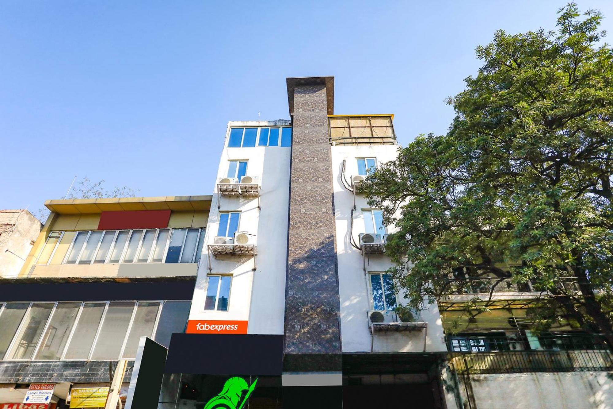Hotel Fabexpress The Arrow Nueva Delhi Exterior foto